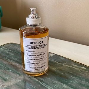 Replica Autumn Vibes Large Bottle